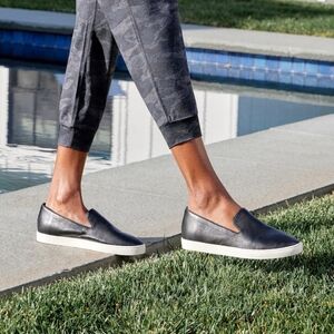 Birdies The Swift Black Leather Slip-Ons Size 10